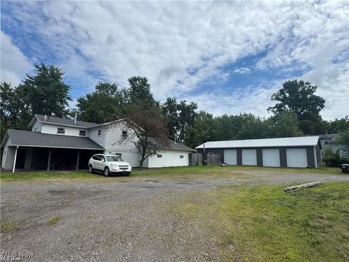 3043 Niles Rd Se, Warren, OH, 44484-3225 | Card Image