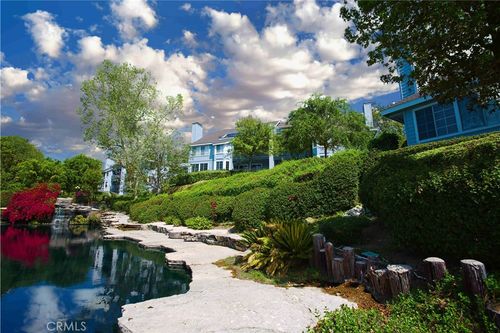 1083 Lakeview Ter, Azusa, CA, 91702 | Card Image