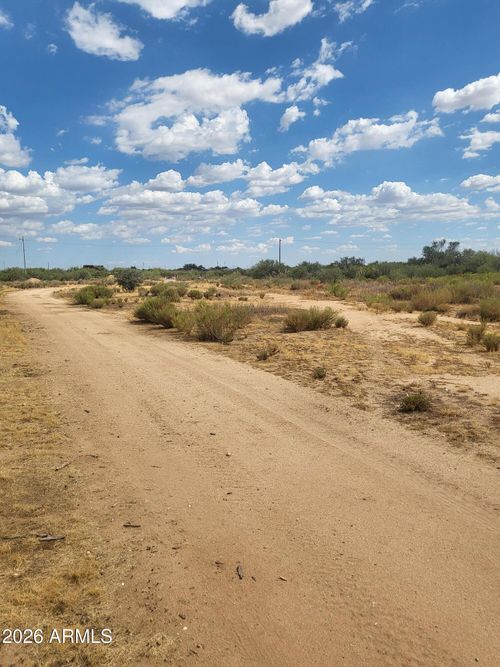 --XXX Haystack Ln, Congress, AZ, 85332 | Card Image