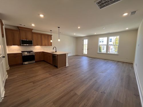 130 Valentine Aly, Nashville, TN, 37218-3059 | Card Image