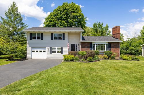 5160 Laura Ln, Canandaigua, NY, 14424-8323 | Card Image
