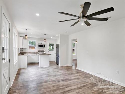 1220 N Kirk St, Pensacola, FL, 32505-6527 | Card Image