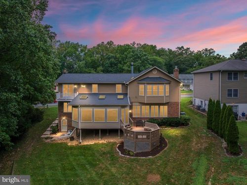 365 Berkshire Dr, Riva, MD, 21140-1433 | Card Image