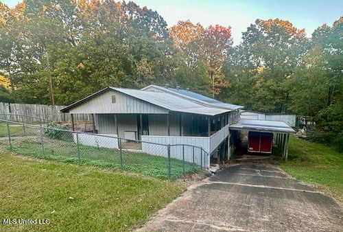 231 Cedar Dr, Pope, MS, 38658-3016 | Card Image