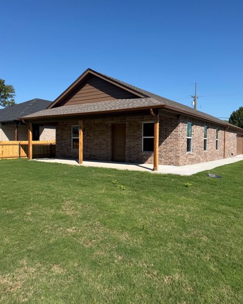 901 S Rockwood, Mounds, OK, 74047-5542 | Card Image