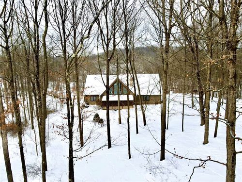 425 Pine Tract Rd, West Sunbury, PA, 16061-2311 | Card Image