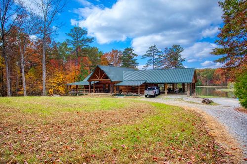 672 Falls Rd, Monterey, TN, 38574-7065 | Card Image