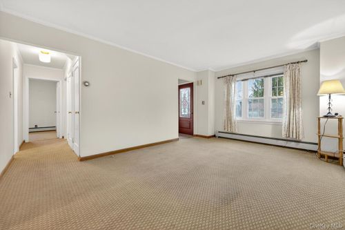 53 Dosoris Ln, Glen Cove, NY, 11542-1540 | Card Image