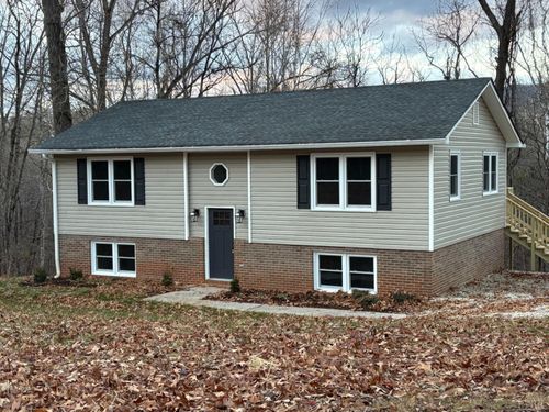 272 Ridgeview Ln, Madison Heights, VA, 24572-6035 | Card Image