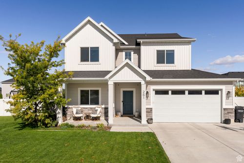 261 W 500 S, Hyde Park, UT, 84318-3374 | Card Image