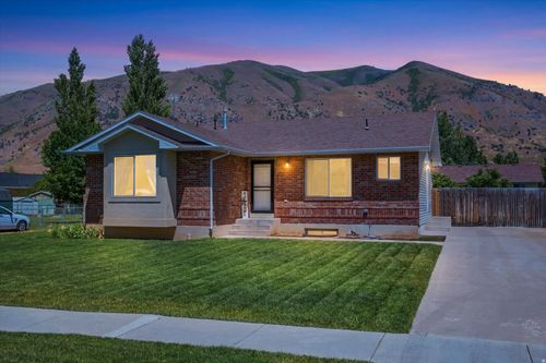 51 S 1300 E, Hyrum, UT, 84319-2009 | Card Image