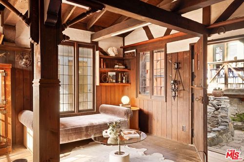 2076 Watson St, Glendale, CA, 91201 | Card Image