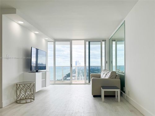 apt-2403-3140 S Ocean Dr, Hallandale Beach, FL, 33009-7254 | Card Image