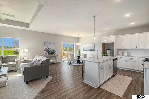 21707 Mcclellan Dr, Gretna, NE, 68028-5119 | Card Image