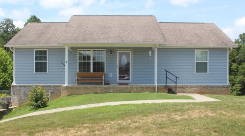 852 Quiet Oaks Way, Dandridge, TN, 37725-6196 | Card Image