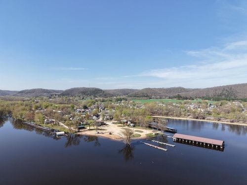 122 Mississippi Ln, BAGLEY, WI, 53801-9613 | Card Image