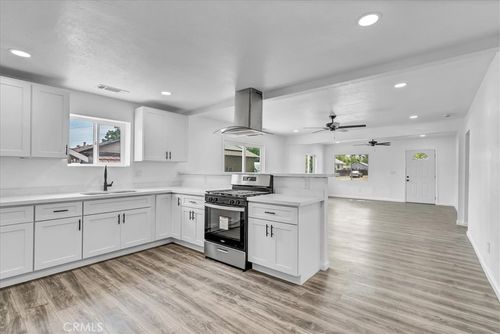516 C St, Lemoore, CA, 93245-2610 | Card Image