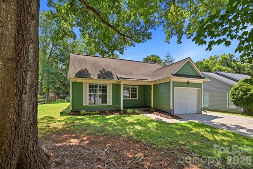 12615 Delman Ln, Pineville, NC, 28134-7369 | Card Image