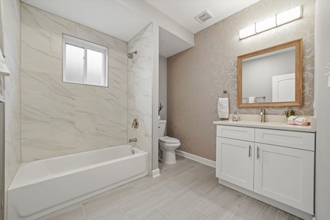 8828 S Marshfield Ave, House other with 4 bedrooms, 2 bathrooms and null parking in CHICAGO IL | Image 15