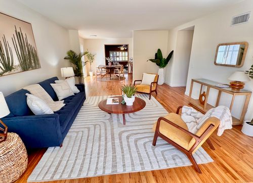 7659 Dartmoor Ave, Goleta, CA, 93117-1939 | Card Image