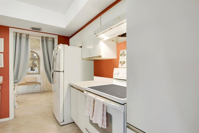 APT-4D - 5280 N Ocean Dr, Condo with 2 bedrooms, 2 bathrooms and null parking in Riviera Beach FL | Image 23