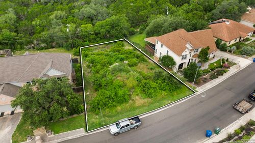 7438 Moss Brook Dr, San Antonio, TX, 78255-1300 | Card Image