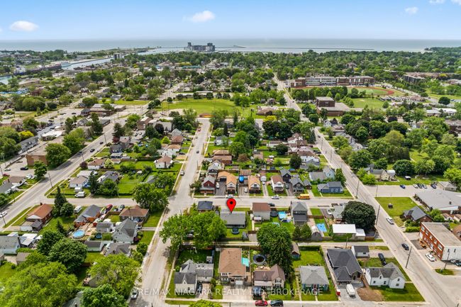 39 Pine St, House other with 2 bedrooms, 1 bathrooms and 2 parking in Port Colborne ON | Image 30