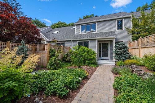 21-21 Hillside Dr, Wayland, MA, 01778-3843 | Card Image
