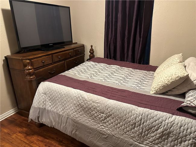 1411 Consuelo St, House other with 3 bedrooms, 1 bathrooms and 2 parking in Alice TX | Image 20