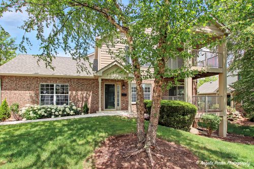 312-312 Whitaker Trl, McHenry, IL, 60050-2729 | Card Image