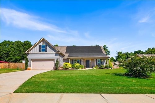 162 Ashton Ln, Statham, GA, 30666-2073 | Card Image