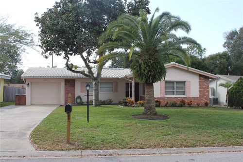 2025 Pine Ridge Dr, CLEARWATER, FL, 33763-1325 | Card Image