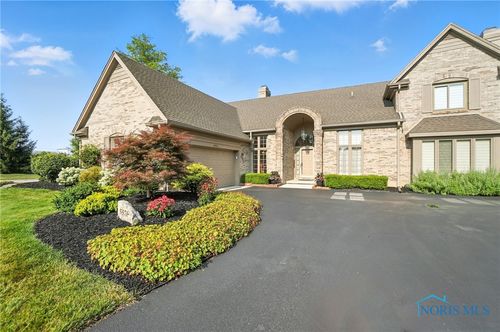 5576 N Citation Rd, Ottawa Hills, OH, 43615-2158 | Card Image