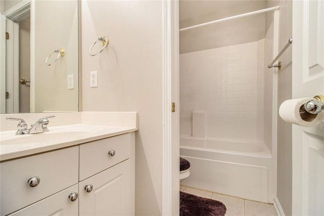 5821 Saint Miles Dr, House other with 5 bedrooms, 3 bathrooms and 4 parking in Buford GA | Image 25