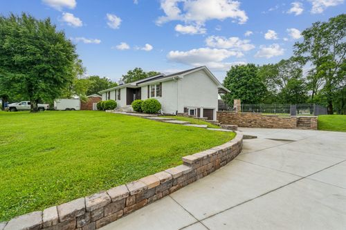 1006 Indian Trl, Castalian Springs, TN, 37031-4515 | Card Image