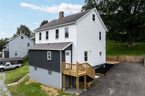 3190 Aspen St, Rillton, PA, 15678-2735 | Card Image