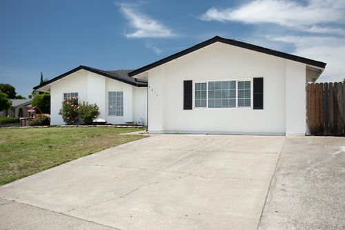 6817 Sandrock Way, Sacramento, CA, 95828-3917 | Card Image