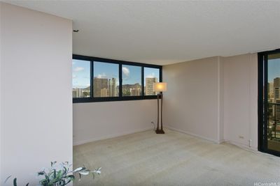 2401 - 2222 Citron Street, Home with 2 bedrooms, 1 bathrooms and 1 parking in Honolulu HI | Image 3