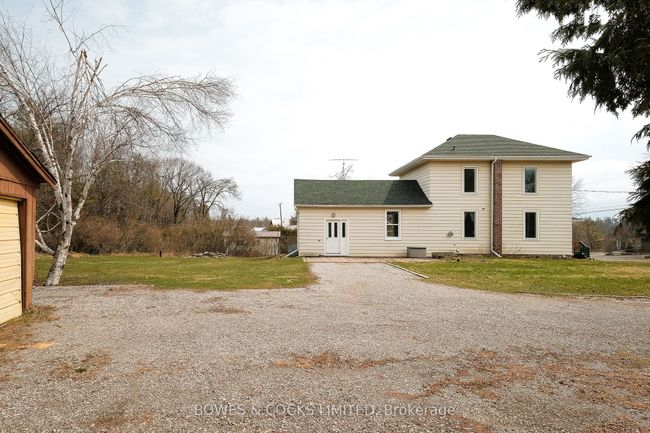 2744 Chalmers Ave, House other with 4 bedrooms, 2 bathrooms and 6 parking in Youngs Point ON | Image 34
