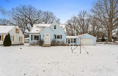 119 Vanderveen Avenue, Holland Charter Township, MI, 49424 | Card Image