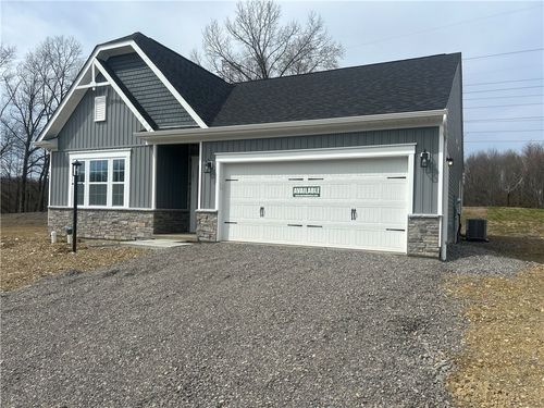 121 July Dr, Butler, PA, 16002-7500 | Card Image