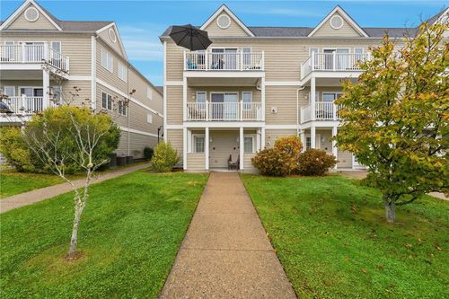 unit-59-677 Metacom Ave, Bristol, RI, 02809-8504 | Card Image