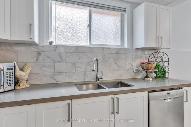 999 Baker St, House other with 5 bedrooms, 3 bathrooms and 2 parking in Peterborough ON | Image 33