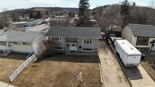 11 Fitzgerald Ave, Fort Mcmurray, AB, T9H1K1 | Card Image