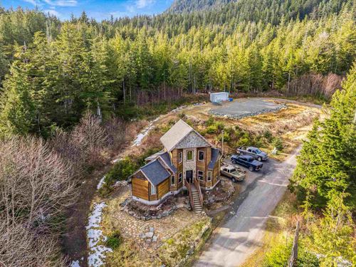 6385 Mayo Ln, Ketchikan, AK, 99901-9741 | Card Image