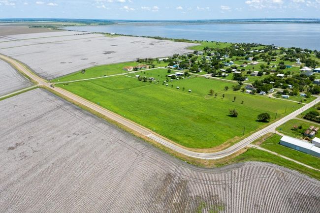 704 Hwy 239, Home with 0 bedrooms, 0 bathrooms and null parking in Austwell TX | Image 26