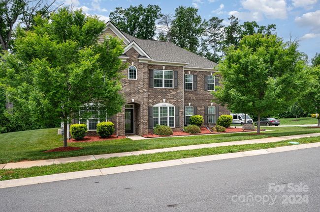 3002 Amesbury Hill Dr, House other with 4 bedrooms, 3 bathrooms and null parking in Charlotte NC | Image 38