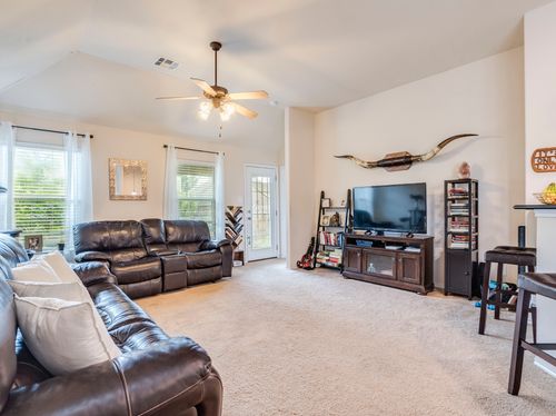 143 Snow Owl Holw, Buda, TX, 78610-3583 | Card Image