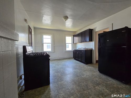 125 Hollister Avenue, Bridgeport, CT, 06607 | Card Image