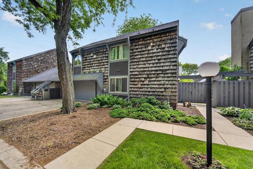 152 Lakefield Court, Wind Point, WI, 53402 | Card Image
